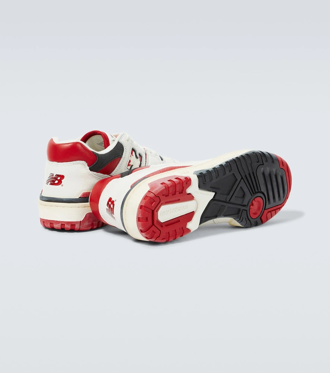 New Balance - حذاء سنيكرز 550 جلدي
