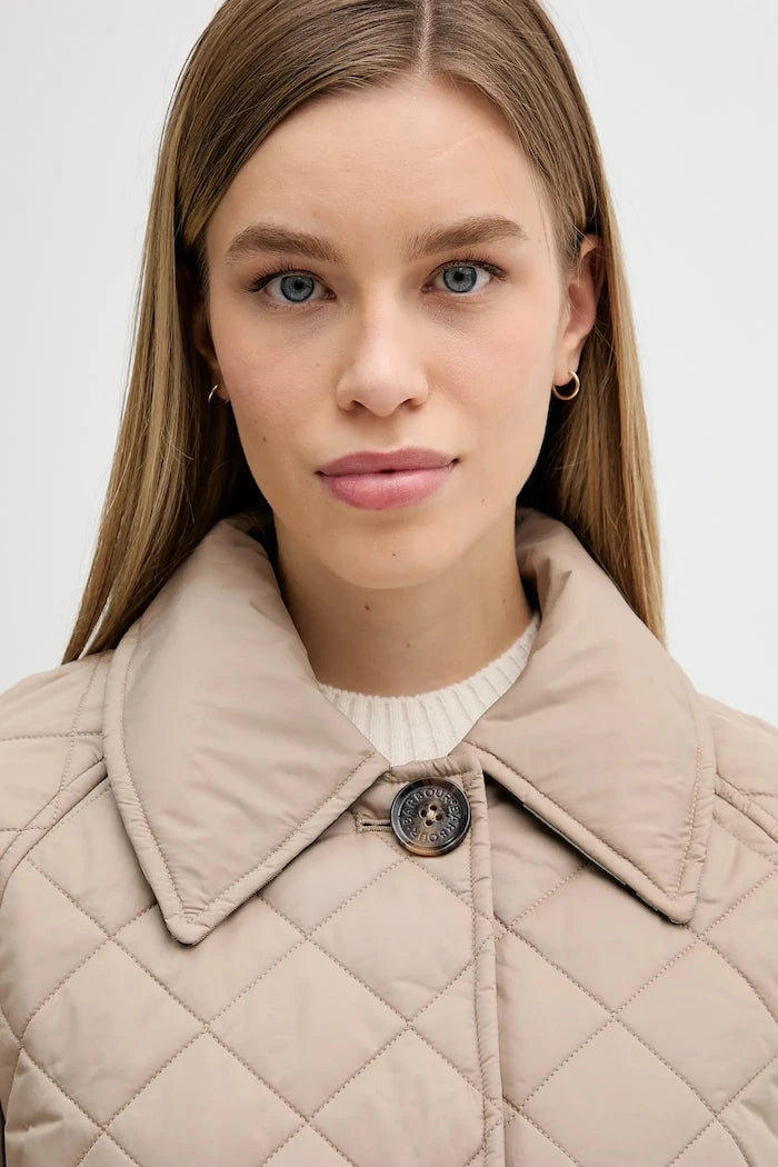 Яке Barbour Cara