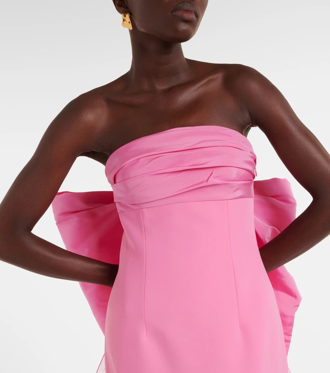 Carolina Herrera - Bow-detail strapless crêpe gown
