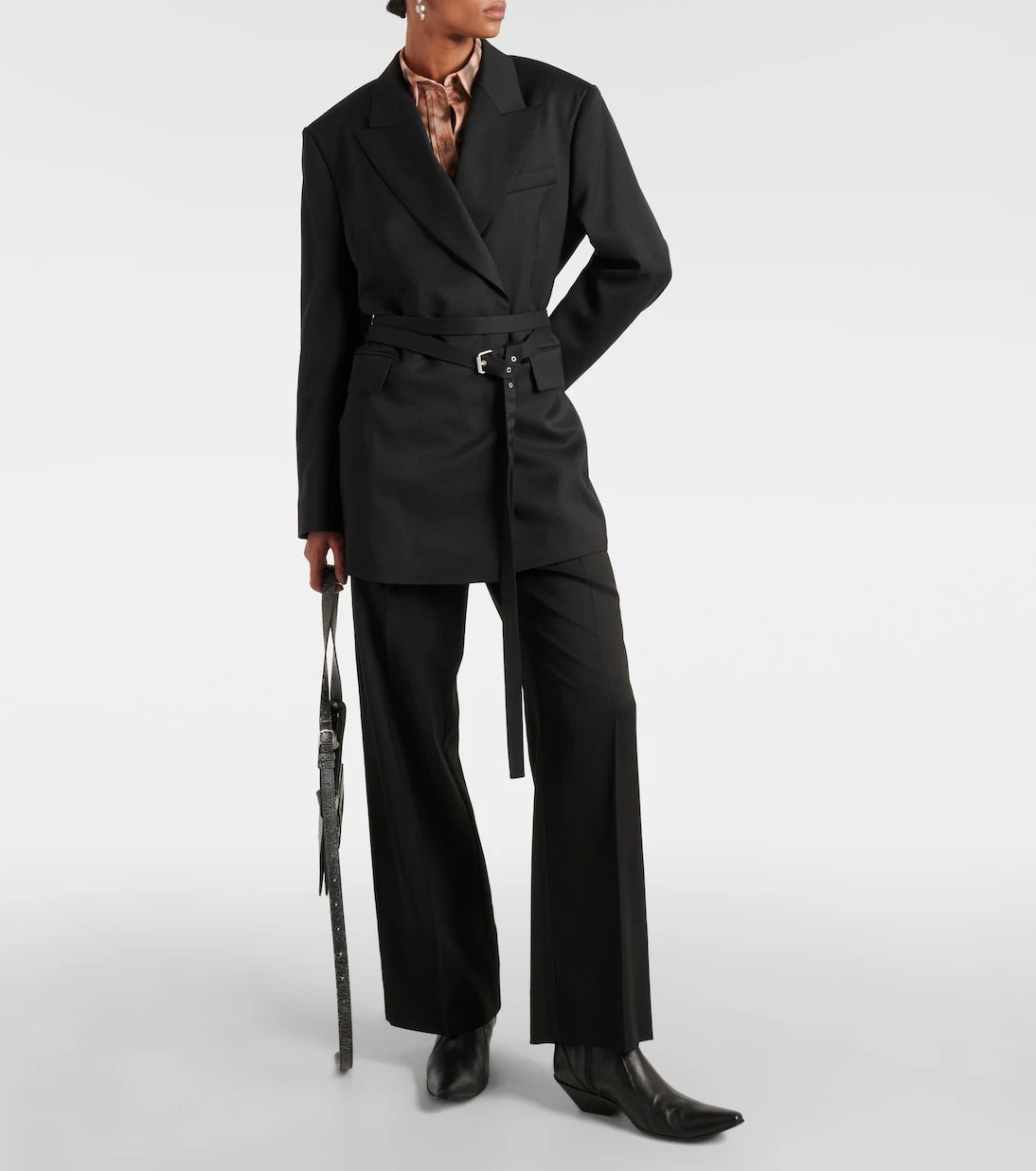 Acne Studios - سترة بليزر بحزام