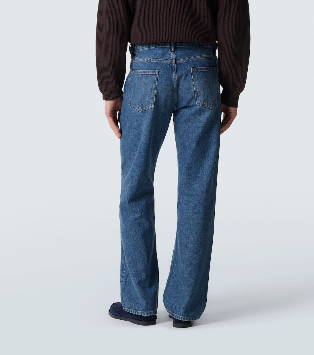Frame - Relaxed distressed straight jeans