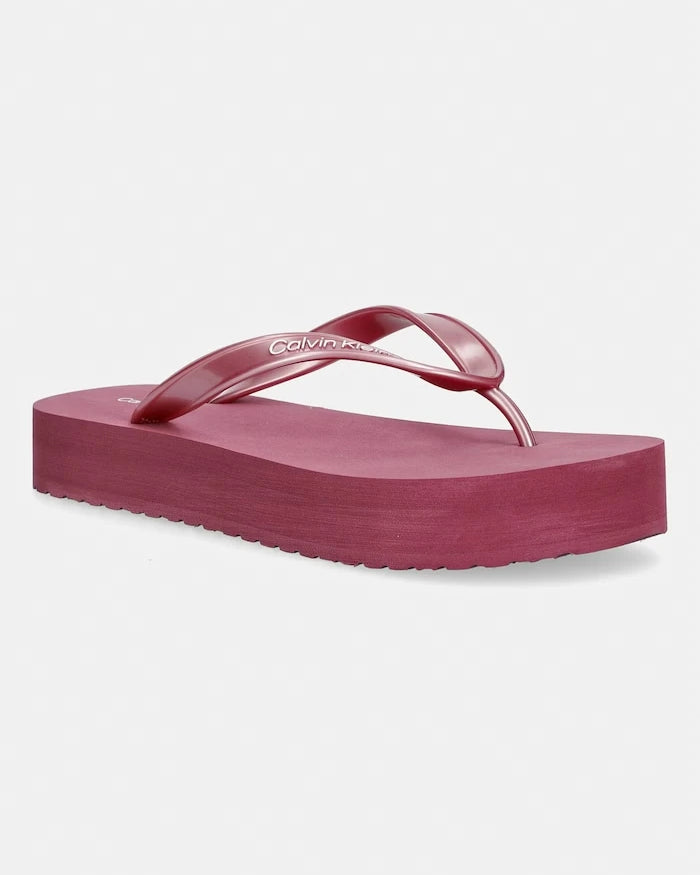 Calvin Klein kadın platform flip flop MET TPU