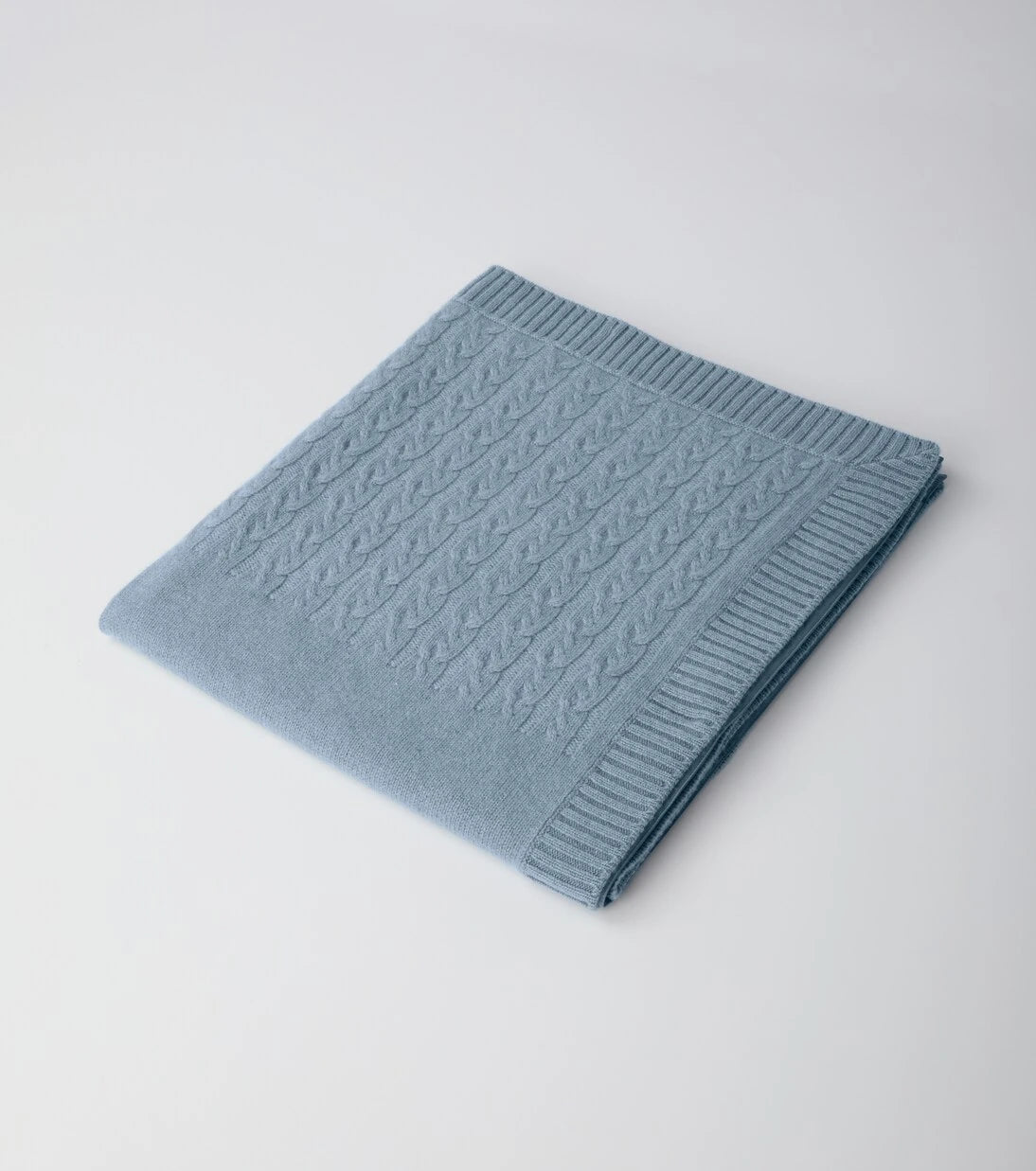 Loro Piana - Cable-knit cashmere blanket