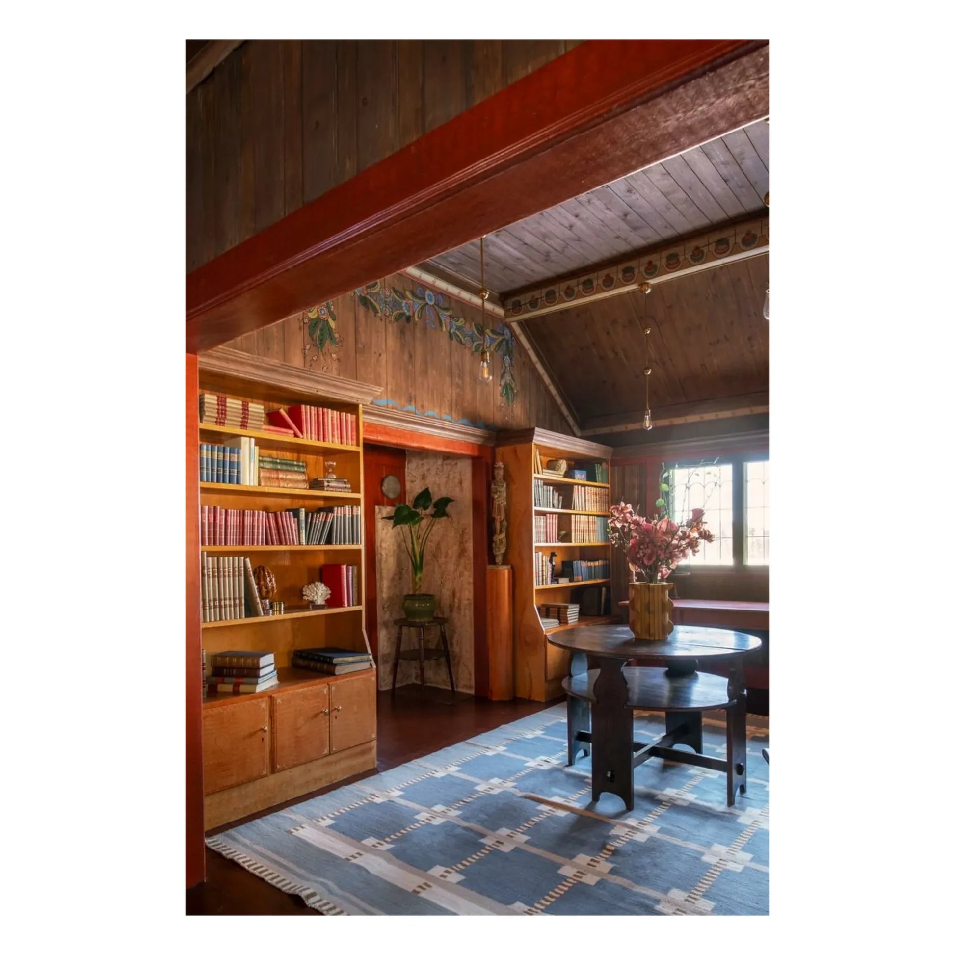 Layered - Röllakan Ruth wool rug | Blue