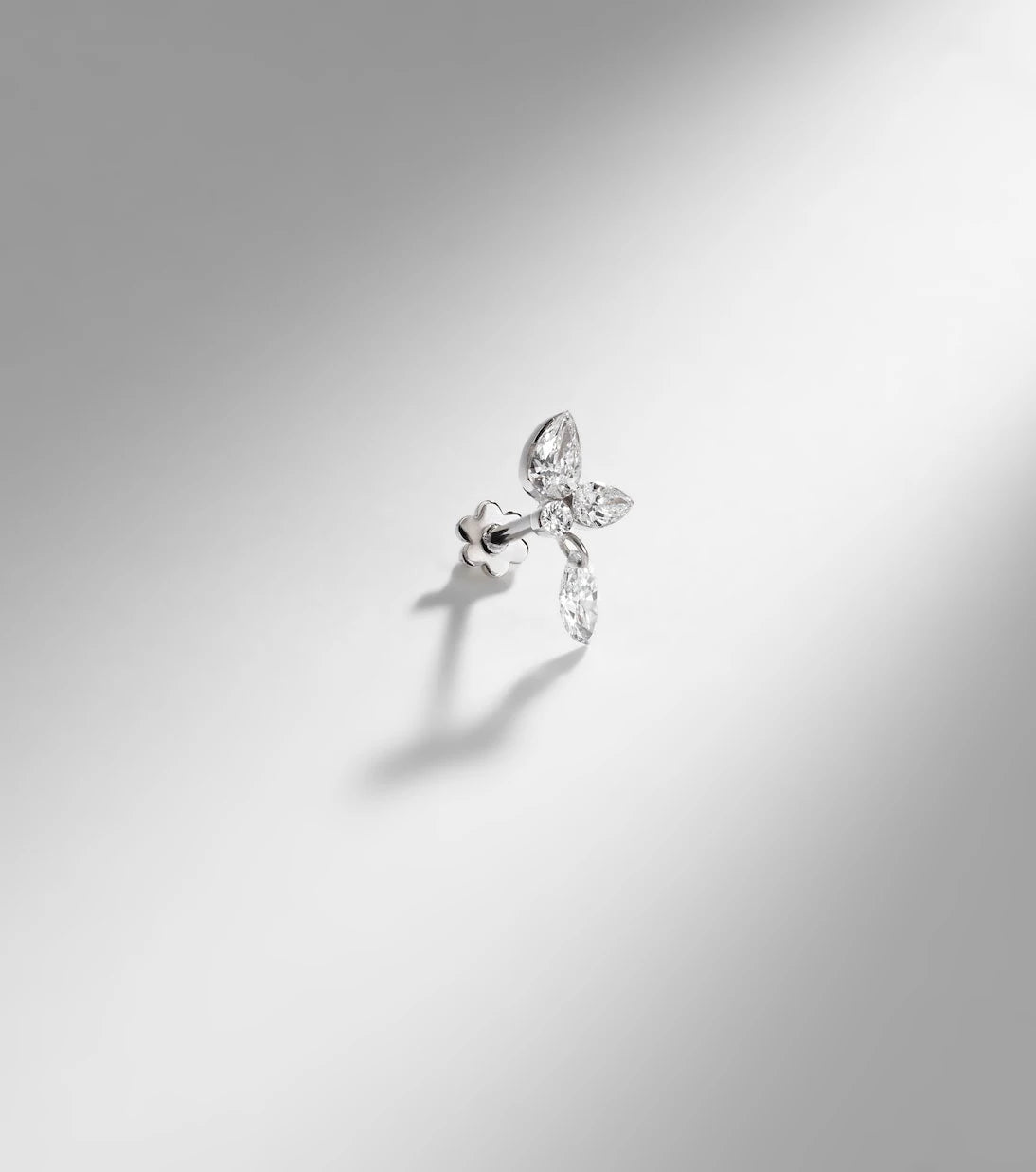 Maria Tash - Echo 18kt white gold single earring with diamonds