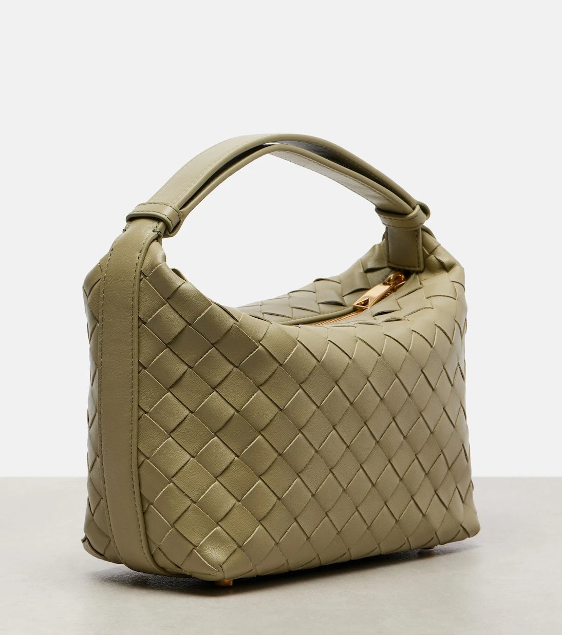 Bottega Veneta - حقيبة يد والاس من الجلد المجدول