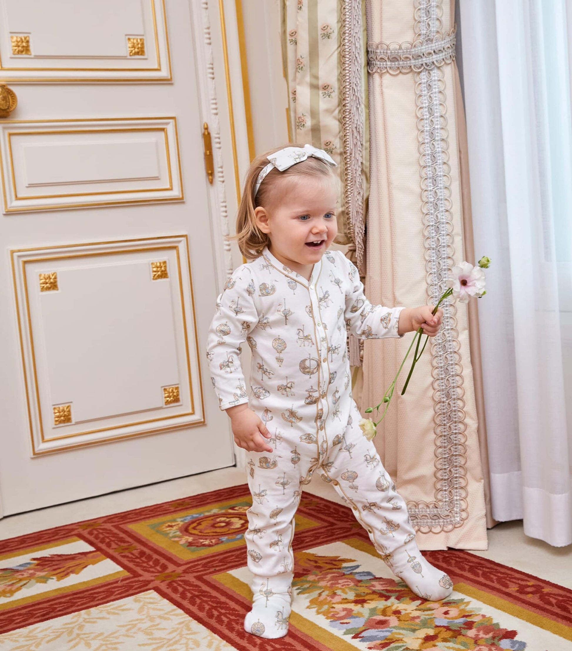 Carousel Print All-In-One (9-12 Months)