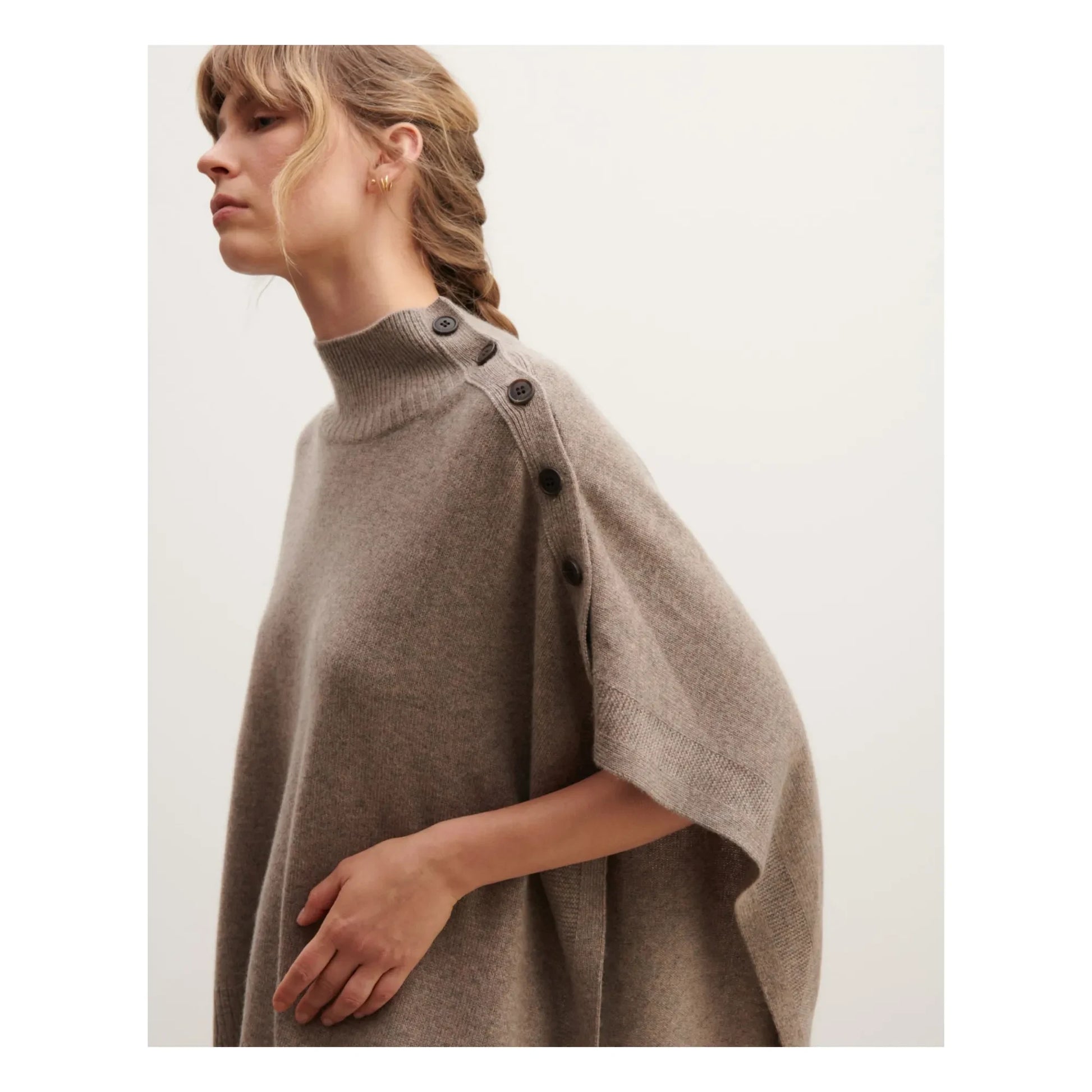Bompard - Cashmere Buttoned Poncho | Beige