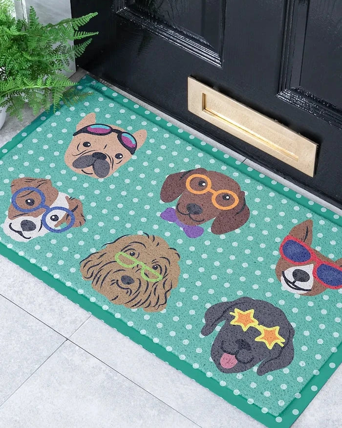 Artsy Doormats Dogs on Polka Dots Paspas
