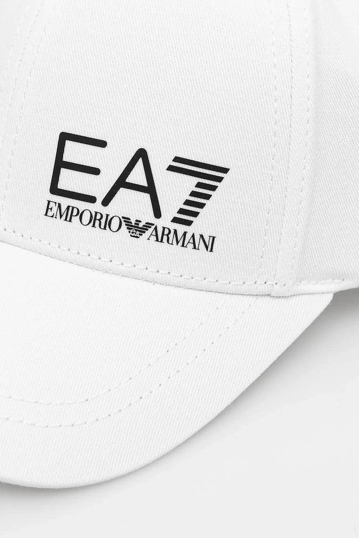 EA7 Emporio Armani шапка с козирка от памук