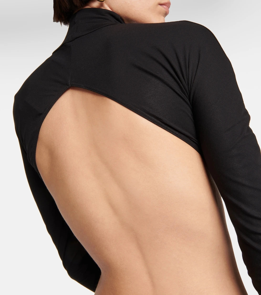 Wolford - x N21 بودي سوت بياقة عالية وبفتحات