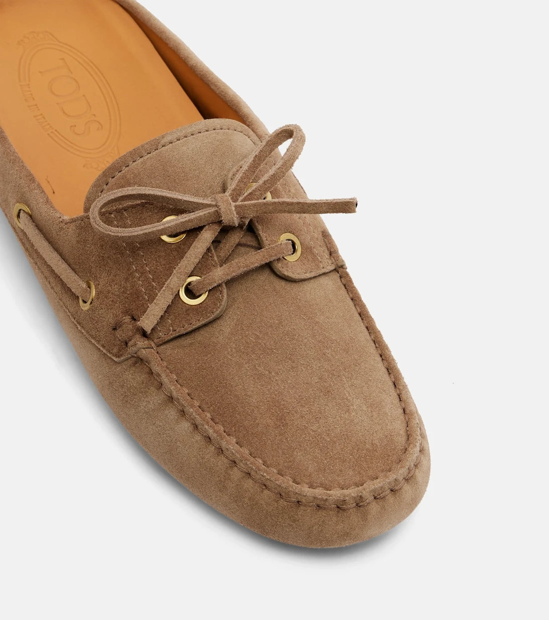 Tod's - حذاء شمواه سهل الارتداء