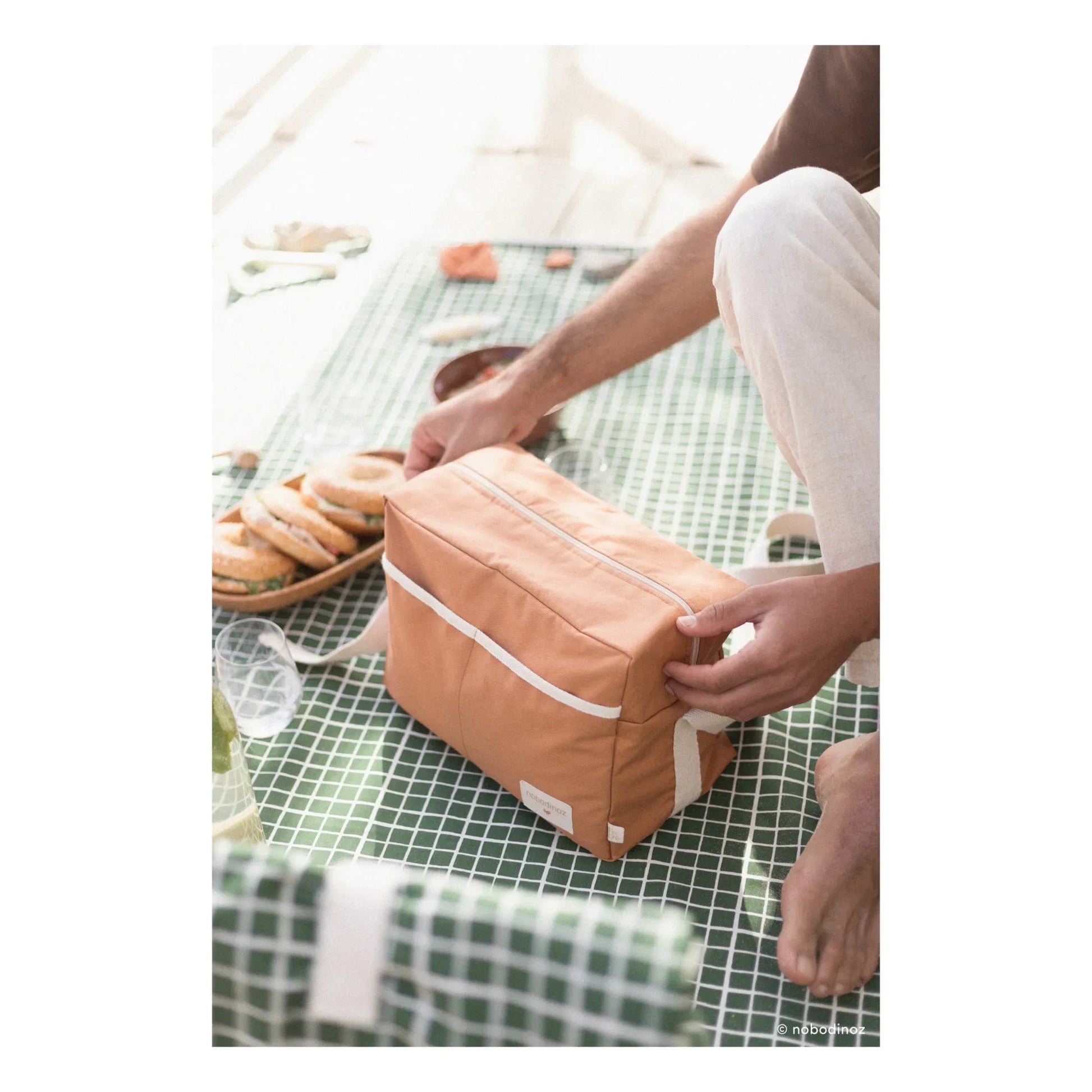 Nobodinoz - Sunshine Picnic Tablecloth | Green