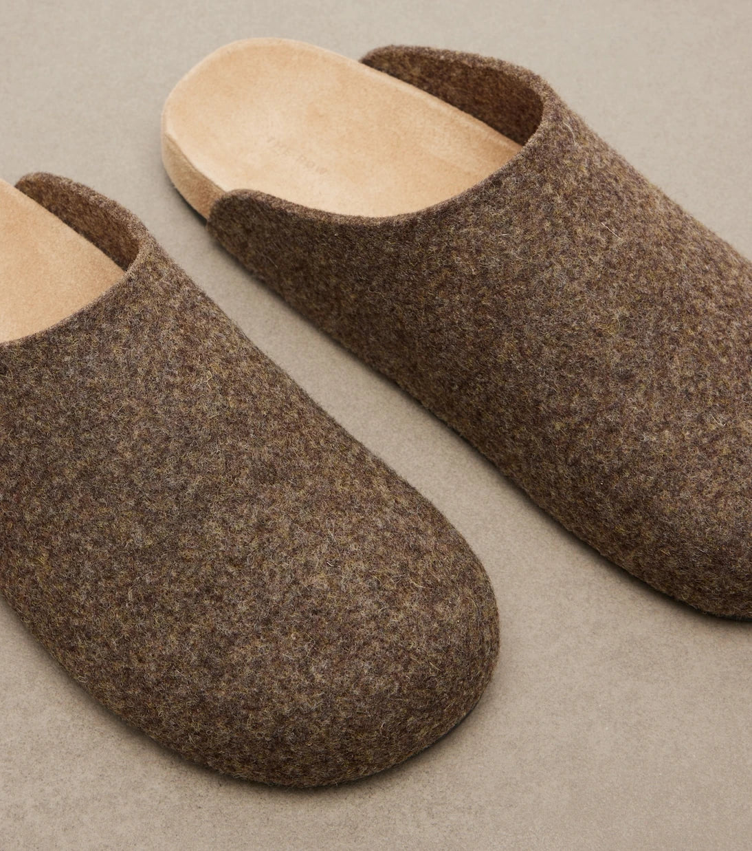The Row - Hudson Two mules