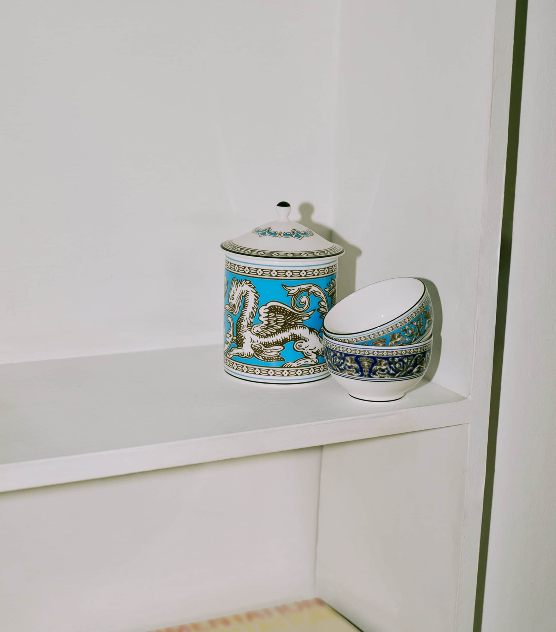 Florentine Turquoise Scented Candle (800g)