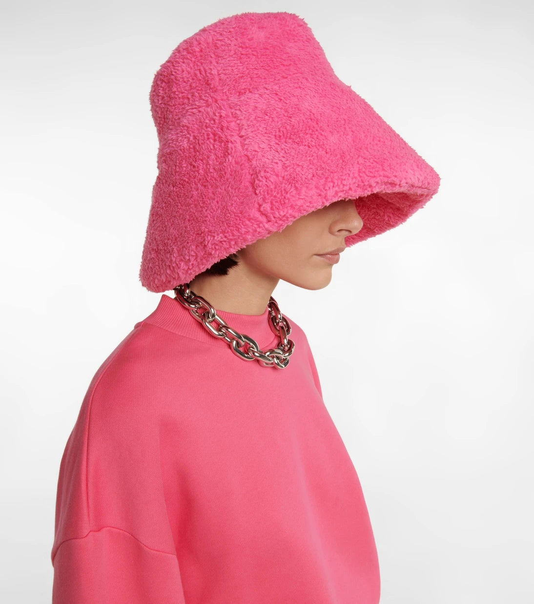 Ruslan Baginskiy - Bucket hat