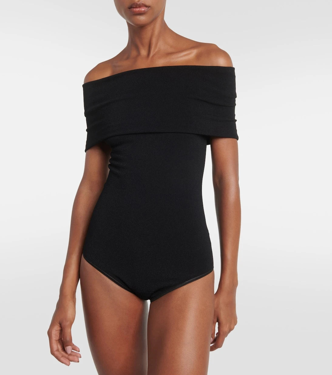 Alaïa - بودي سوت محبوك مكشوف الأكتاف