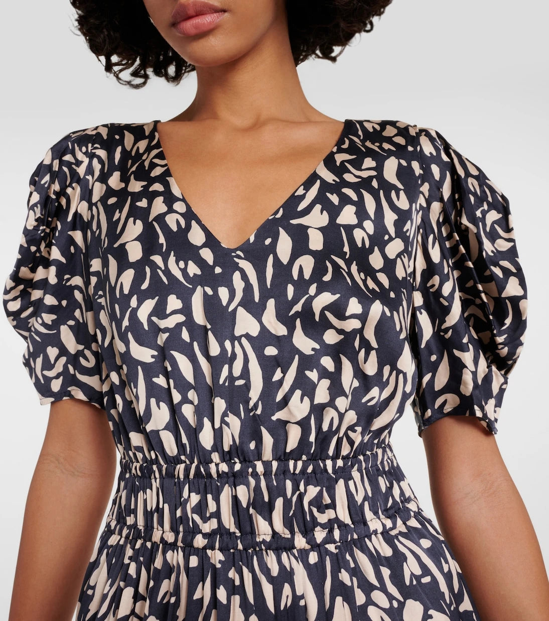 Velvet - Lyuda printed midi dress