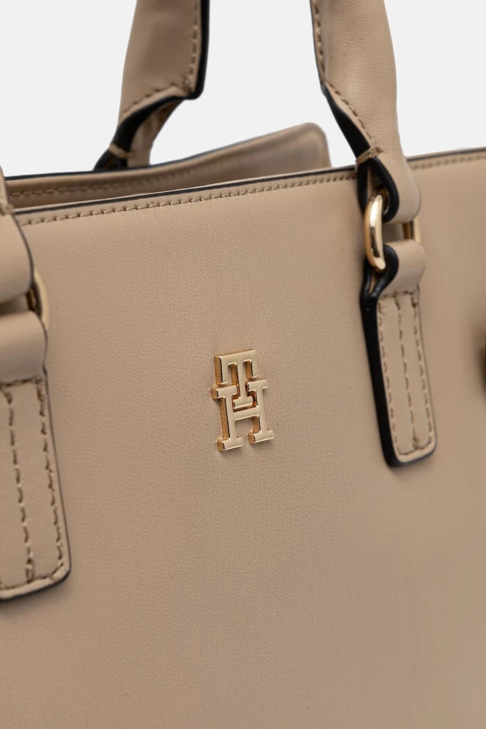 Tommy Hilfiger kadın suni deri shopping çanta