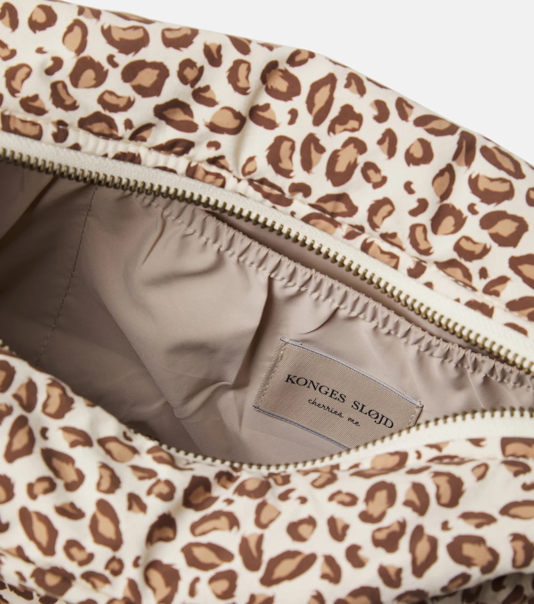 Konges Sløjd - Juno leopard-print changing bag