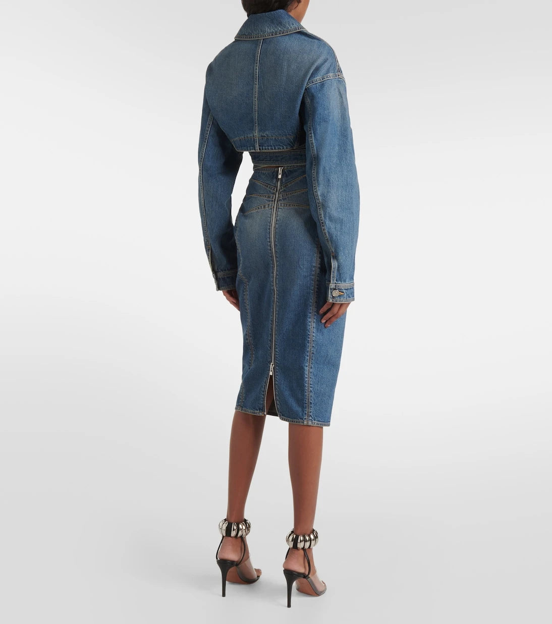 Alaïa - تنورة جينز بقصة قلم رصاص