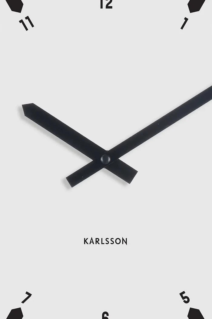 Karlsson Realista Duvar Saati 40,5 x 21,5 x 8,5 cm