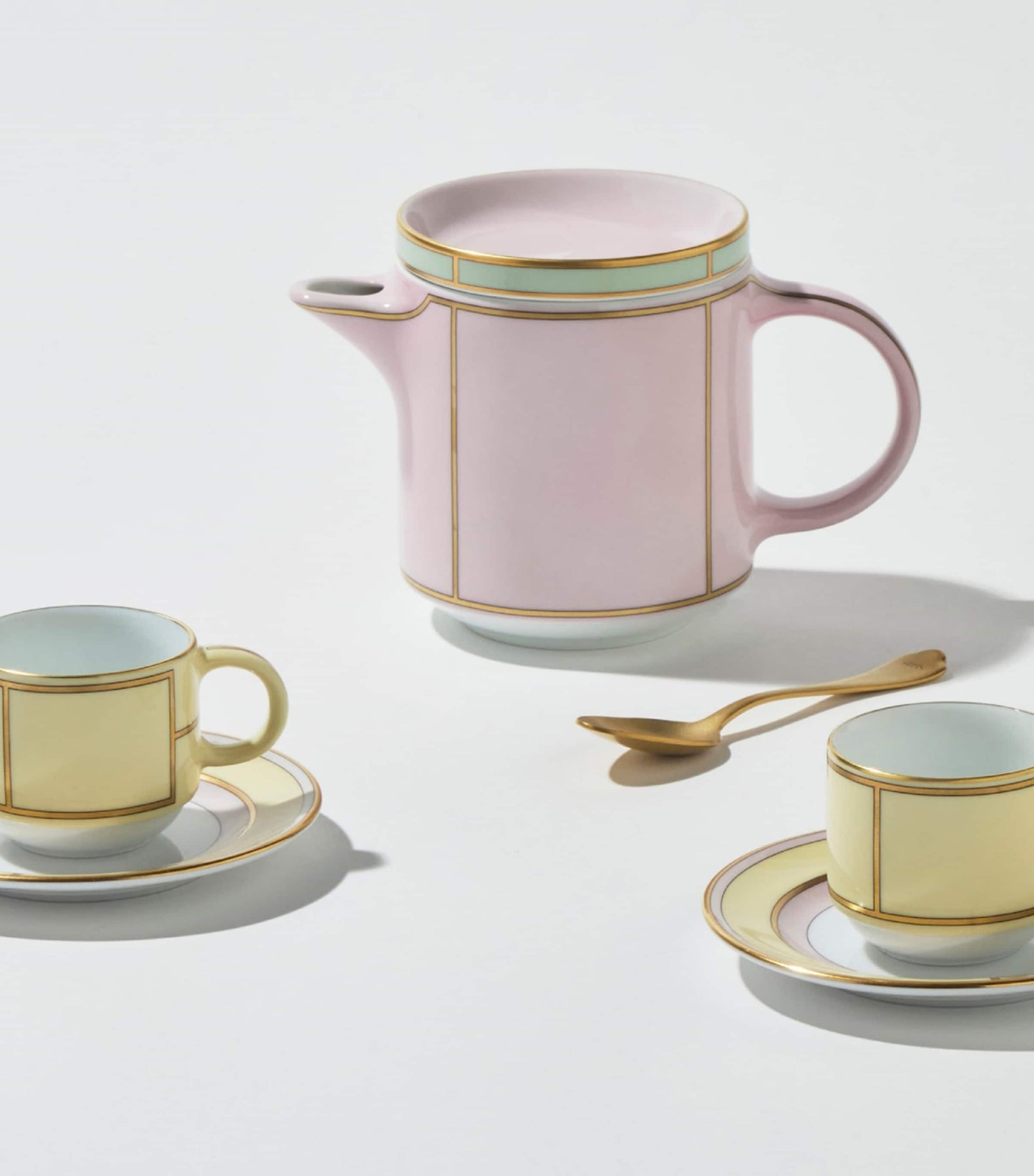 Set of 2 Colonna Diva Giallo Coffee Cups and Saucers