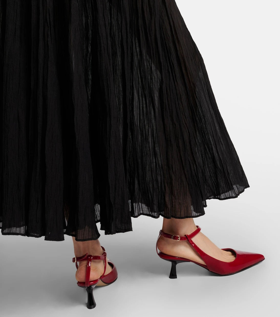 Souliers Martinez - Camelia patent leather pumps