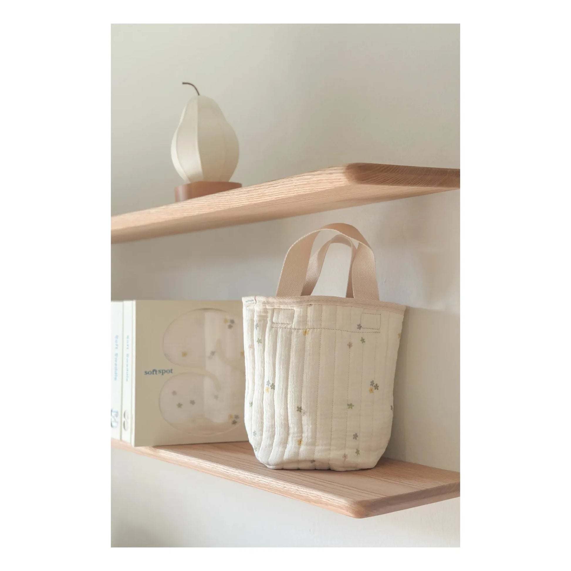 Soft Spot - Daisies storage basket in organic cotton | Ecru