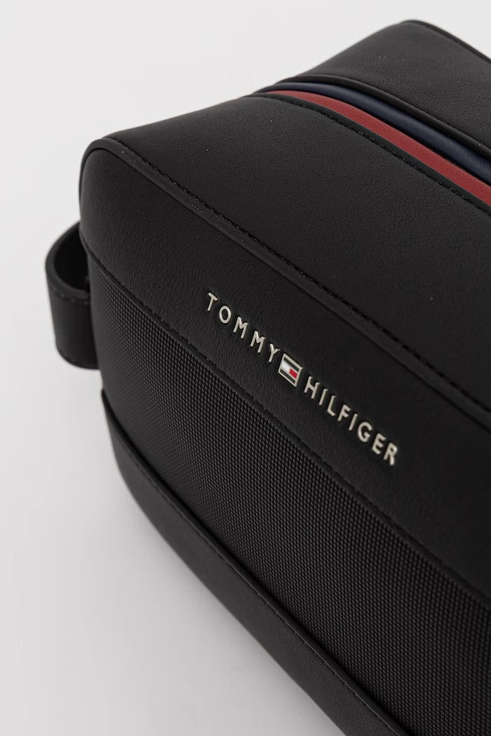 Tommy Hilfiger erkek suni deri kozmetik çantası