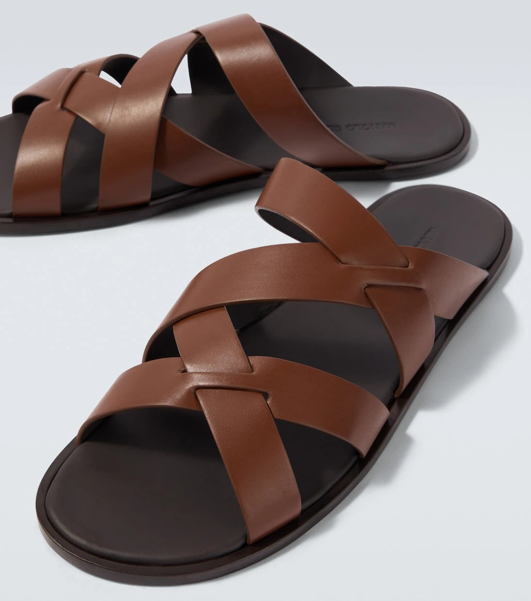 Manolo Blahnik - Marvin leather sandals
