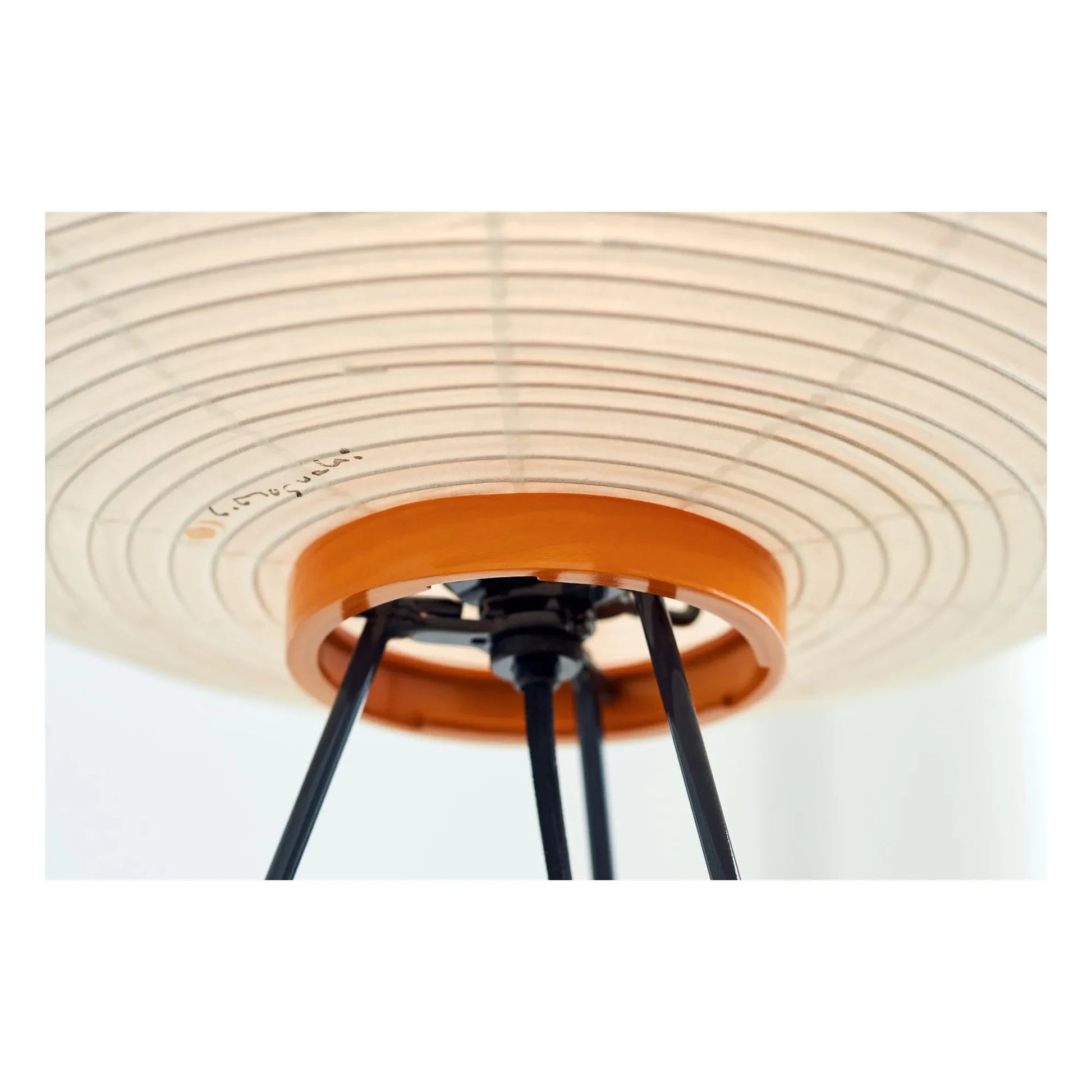 Vitra - Akari 10A floor lamp | Ecru