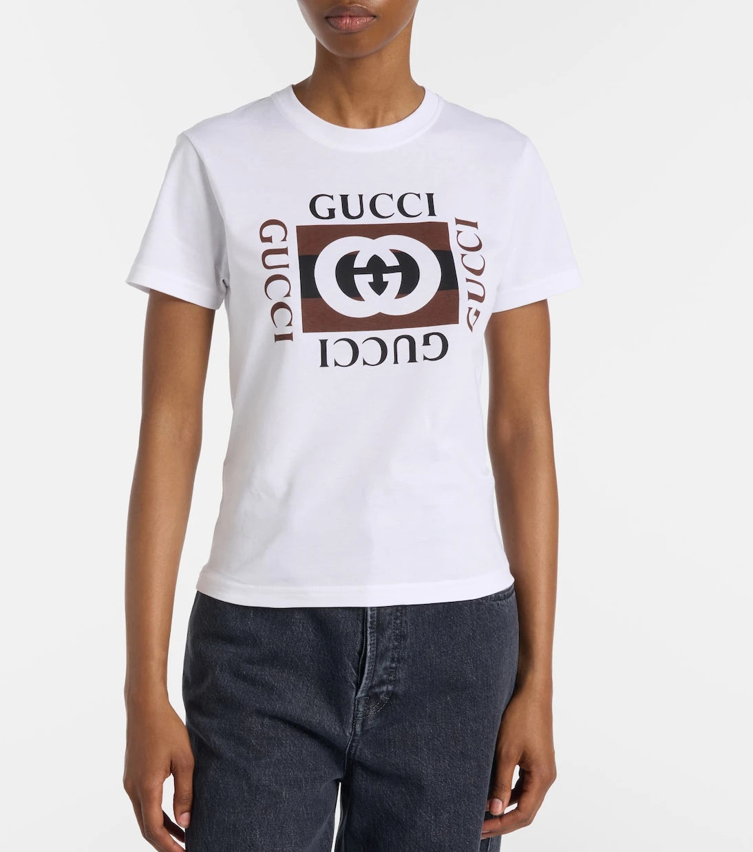 Gucci - تيشيرت من القطن بطبعة Interlocking G