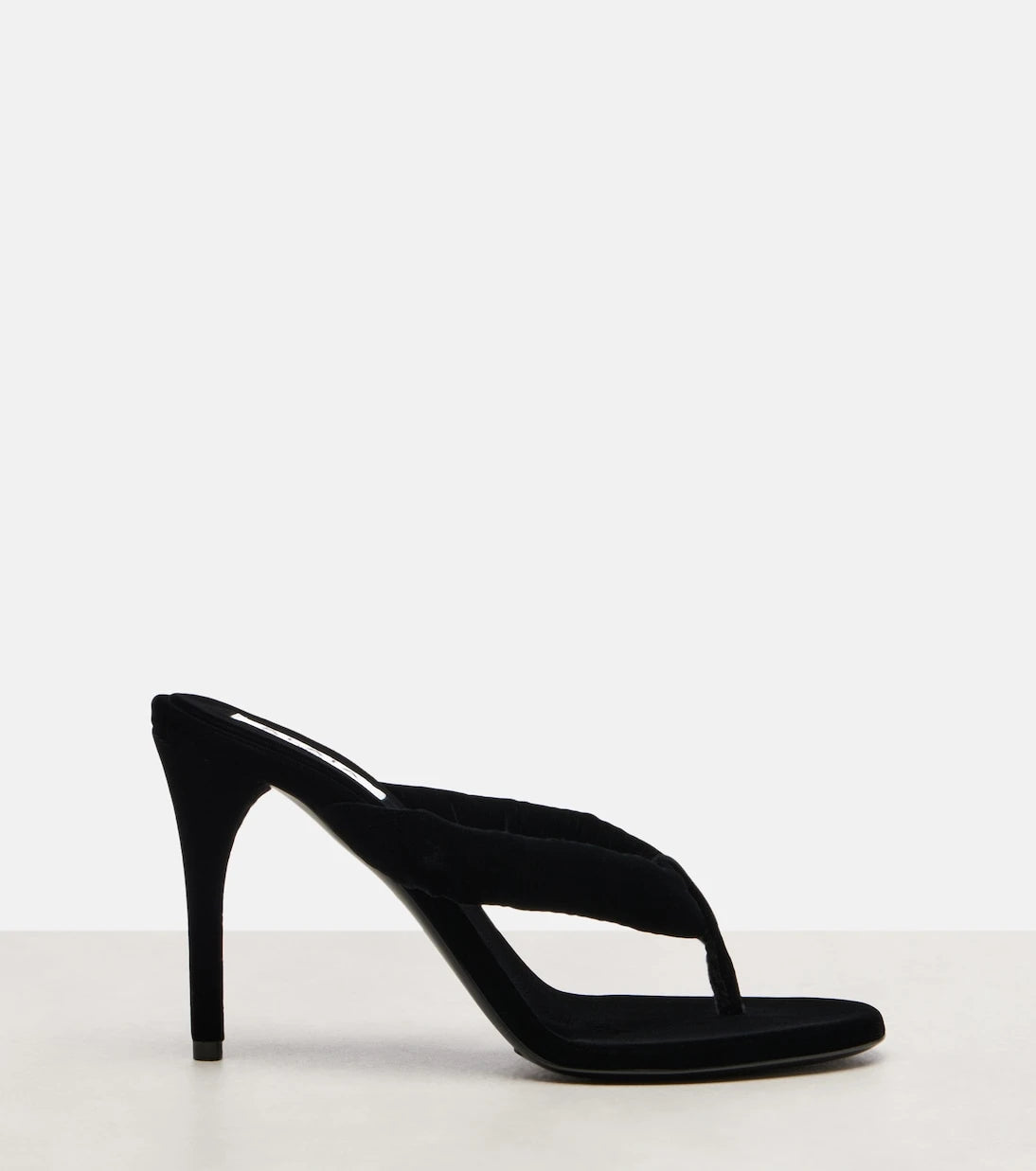 Alaïa - 90 velvet thong sandals