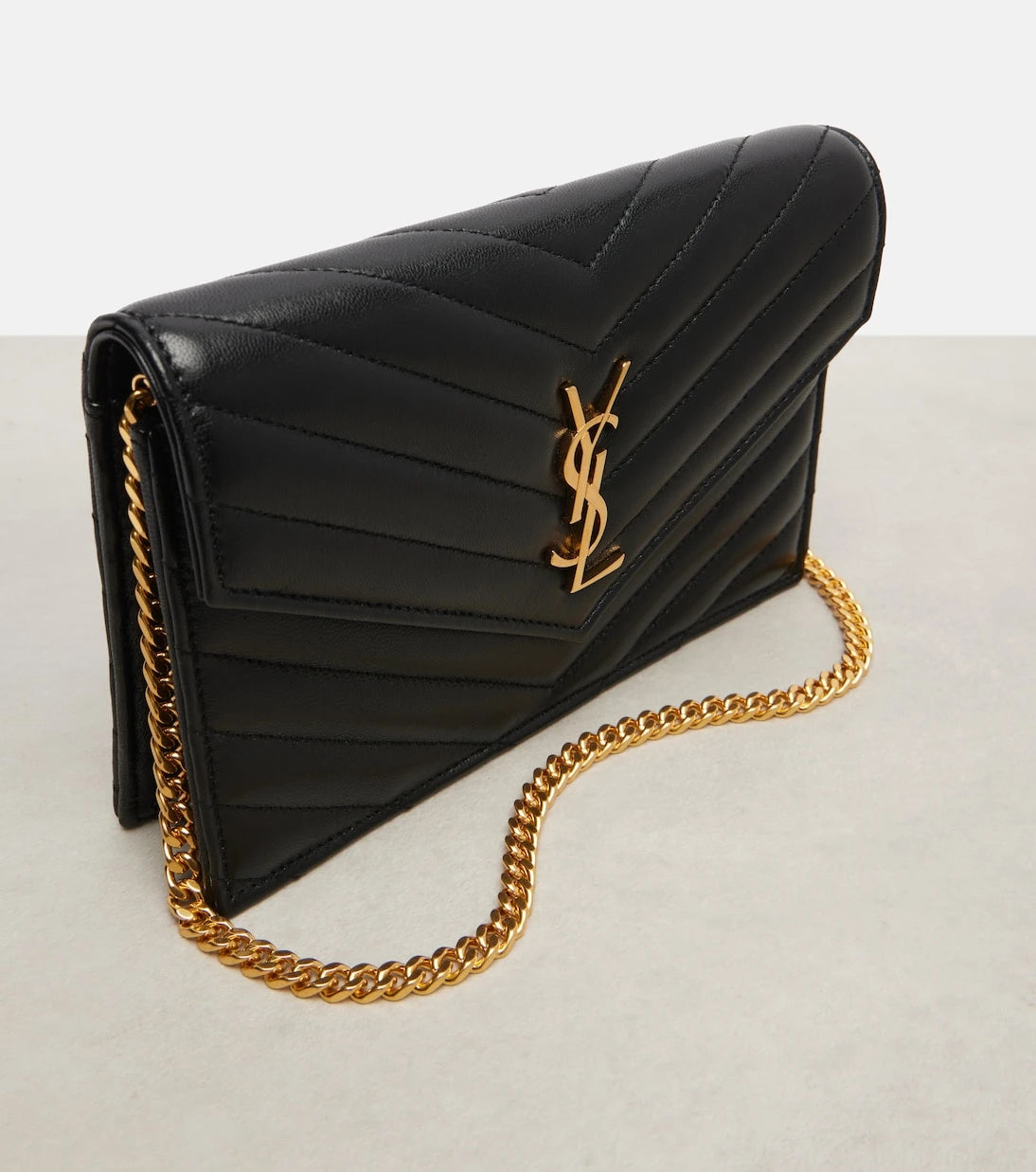 Saint Laurent - Cassandre Envelope leather wallet on chain