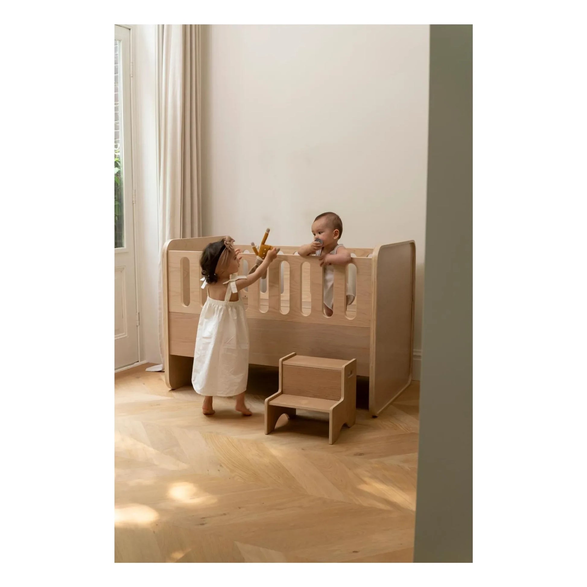 Nofred - Form evolving bed | Oak