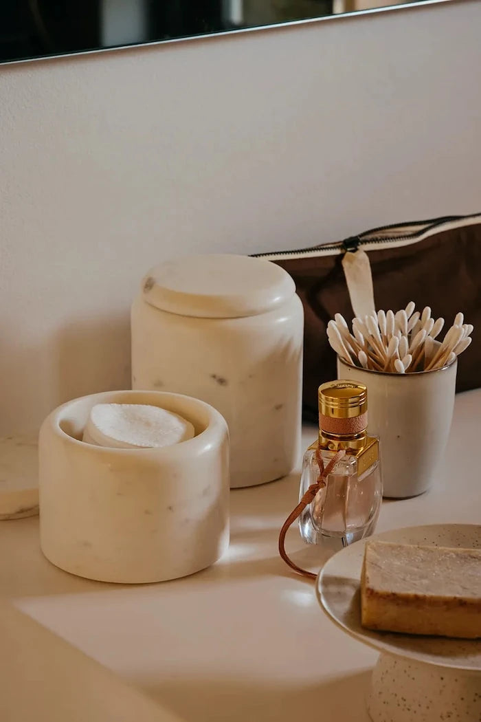 Mermerden Banyo Kutusu 10 x 8 cm