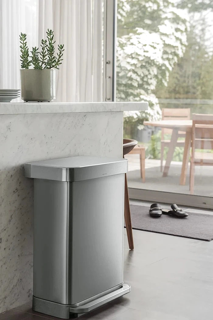 Кошче за боклук Simplehuman 45 L