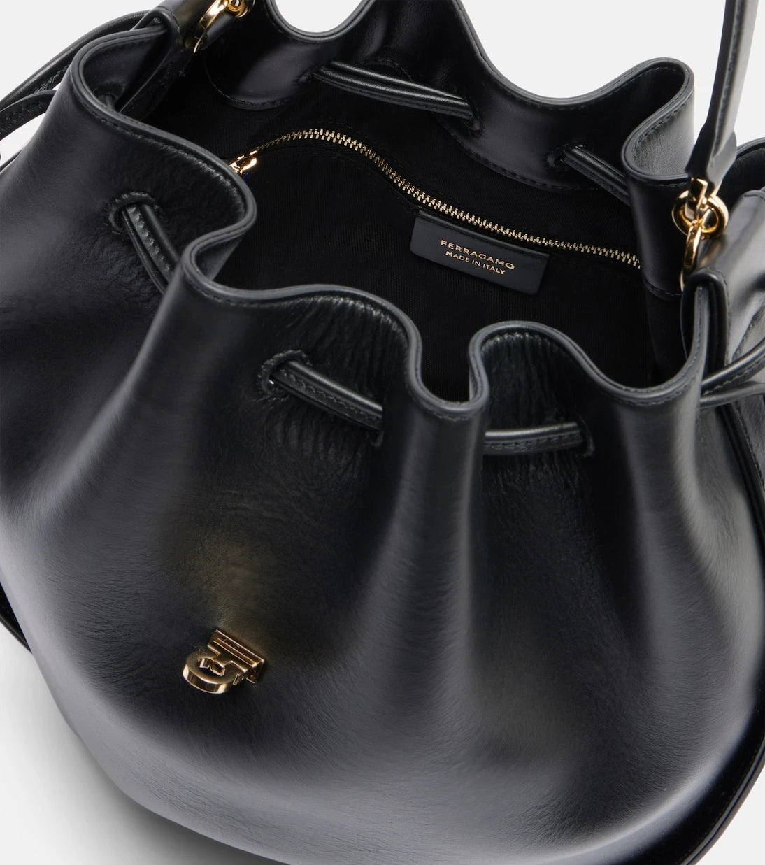 Ferragamo - Hug leather bucket bag