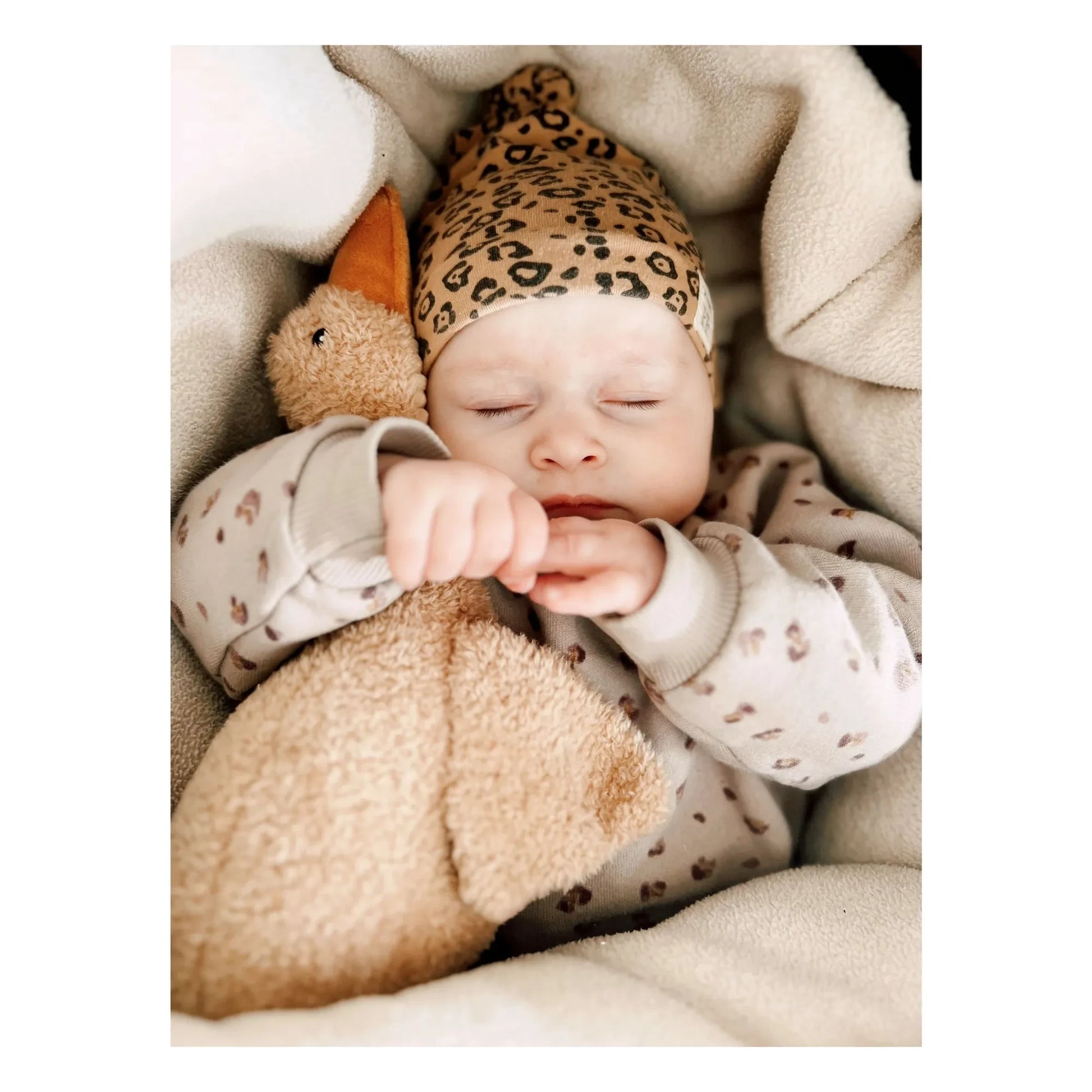 Flow - Liva white noise plush | Light brown