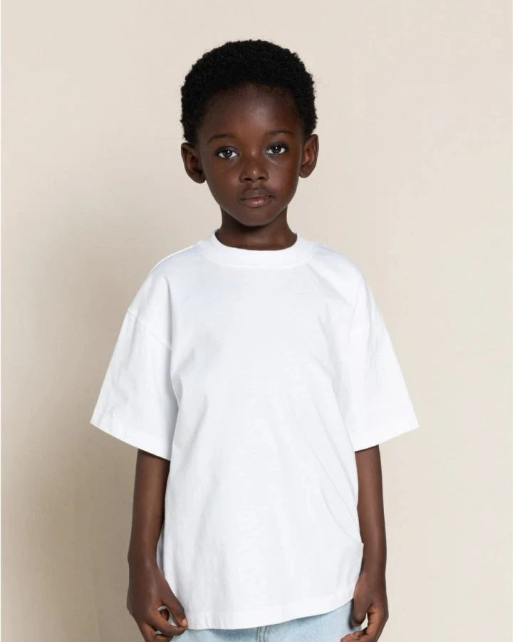 Finger in the nose - Oversized Organic Cotton T-shirt  | White