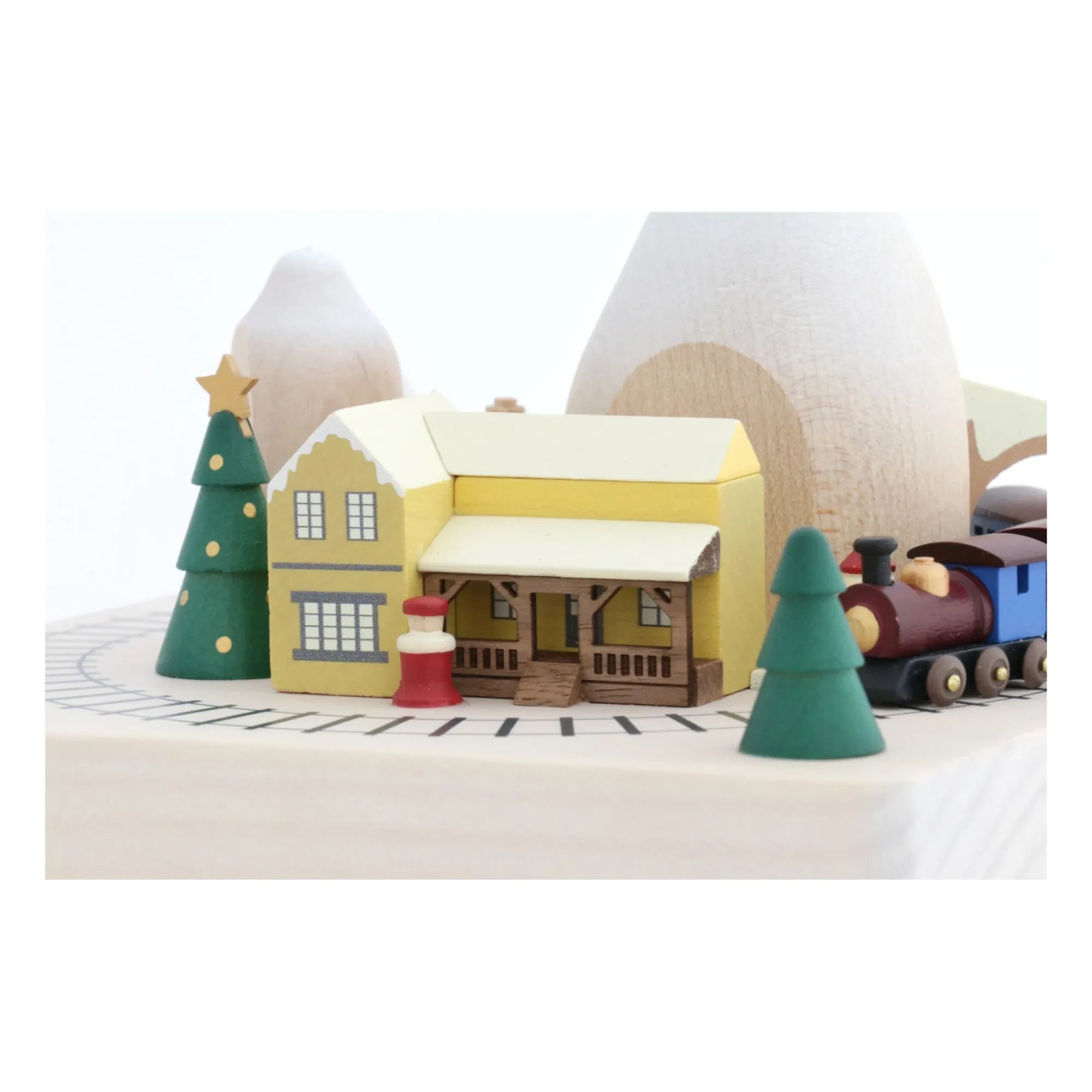 Wooderful life - Winter Train Wooden Music Box