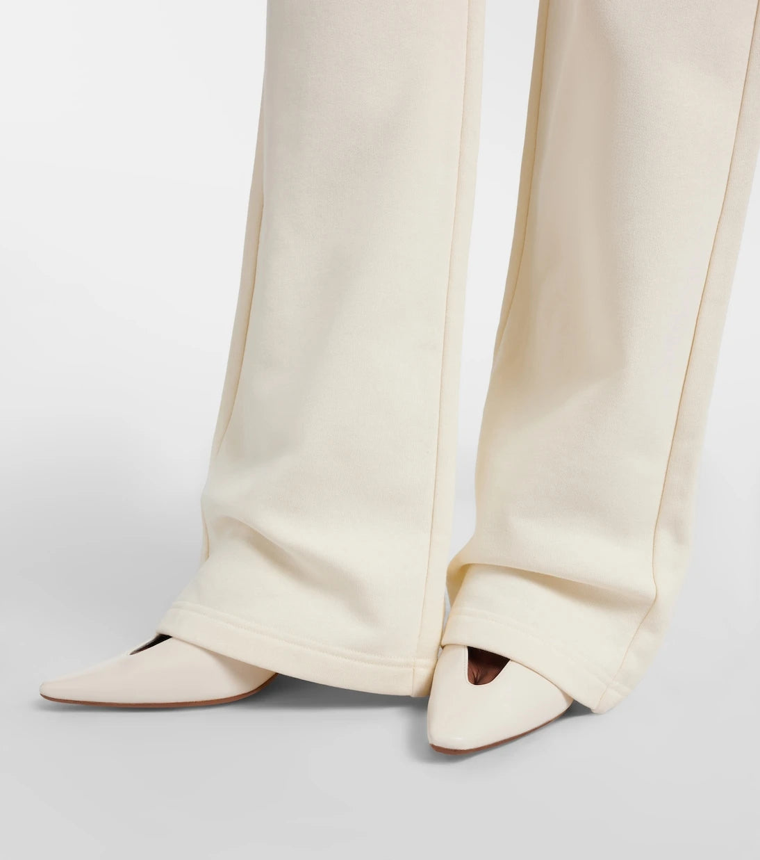 Balenciaga - Duchesse leather pumps