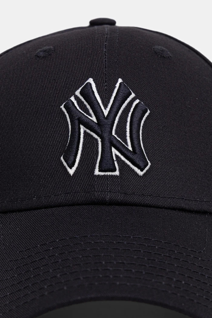 New Era OUTLINE 9FORTY® Pamuklu Şapka