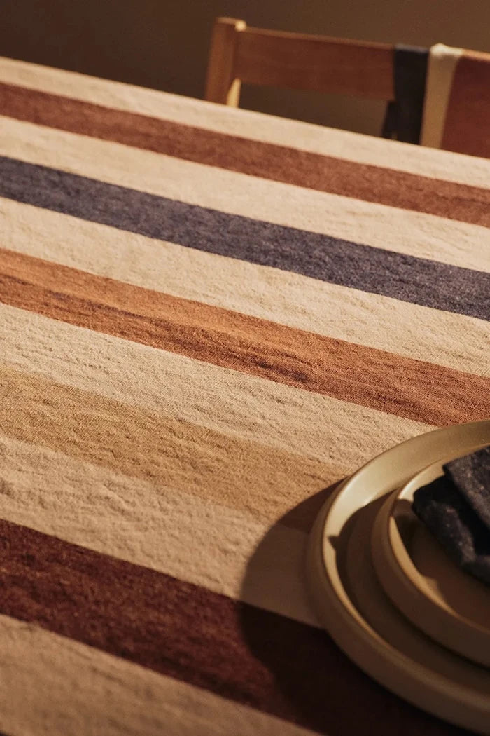 Ferm Living keten masa örtüsü 240 x 150 cm