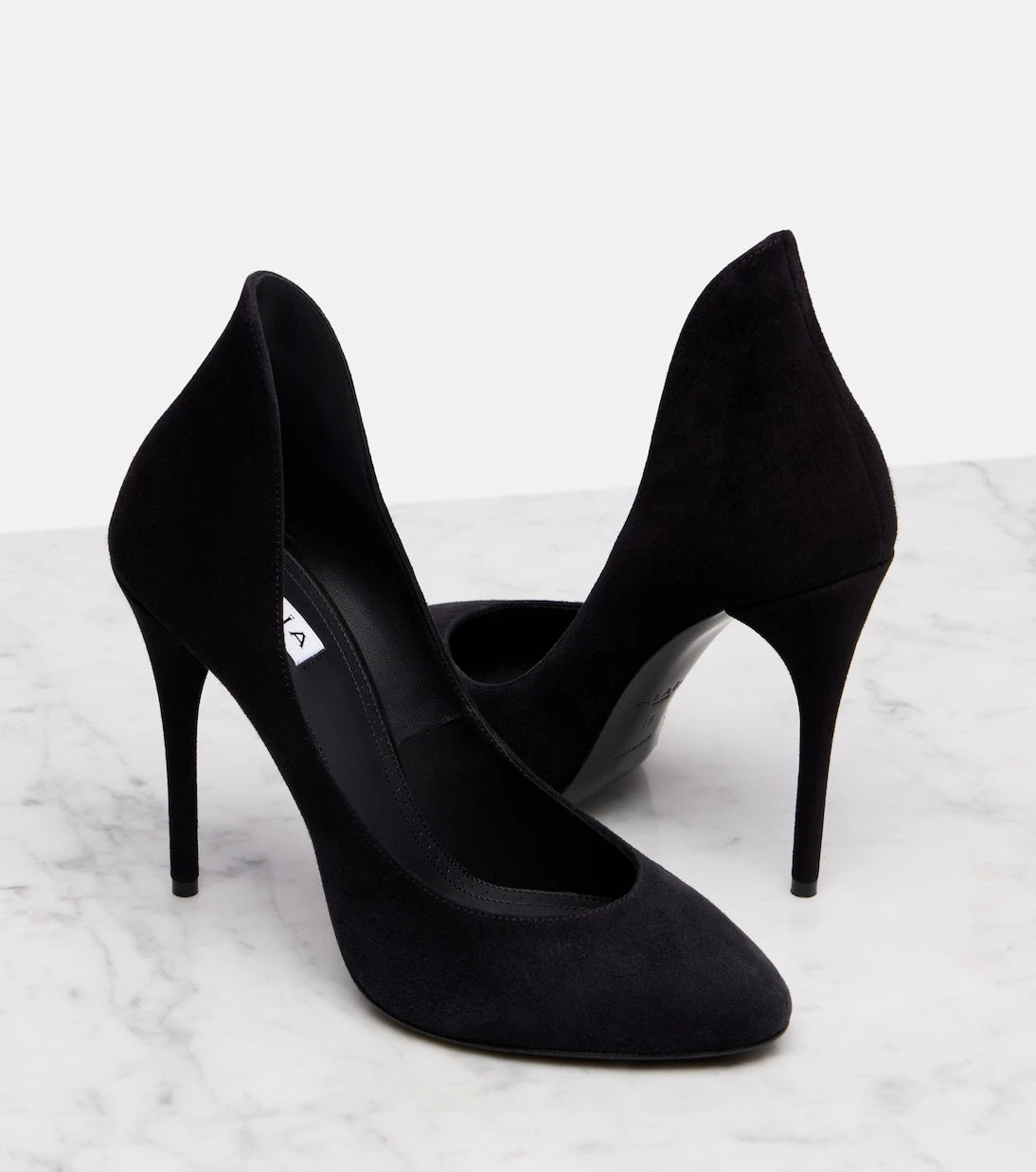 Alaïa - Decolette 110 suede pumps