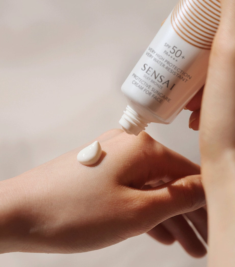 Sensai Silky Bronze Protective Suncare Cream For Face SPF50+ (50ml)