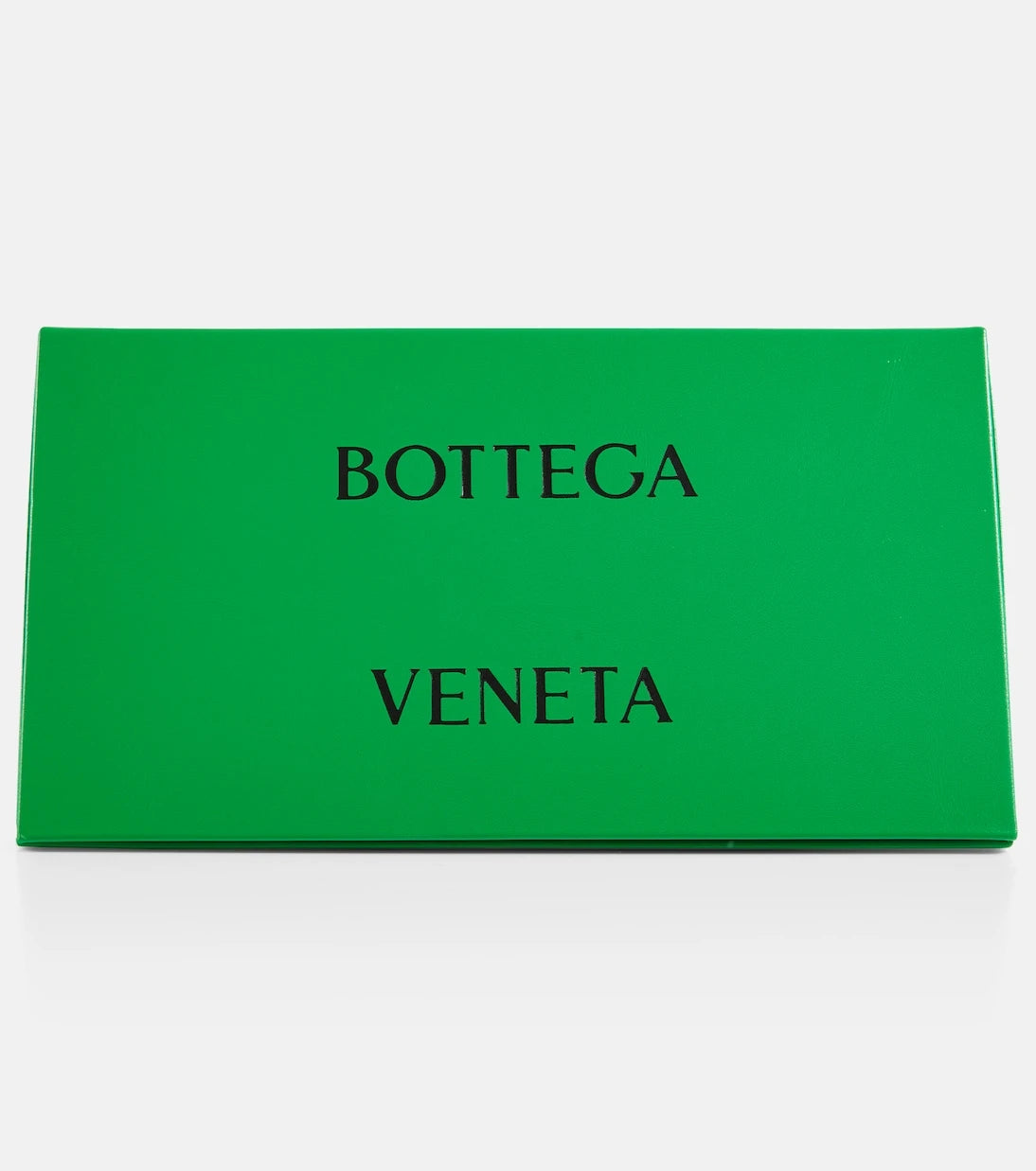 Bottega Veneta - نظارة أفياتور شمسية كلاسيكية