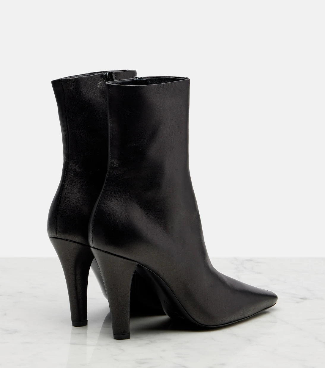Saint Laurent - Jill 95 leather ankle boots