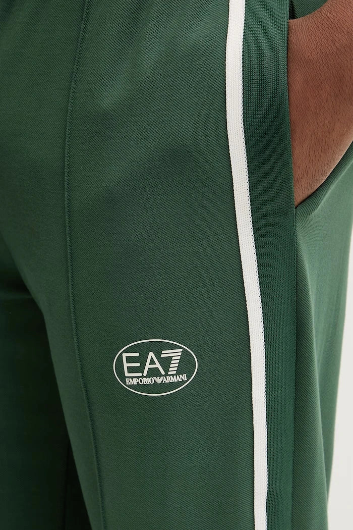 Спортен панталон EA7 Emporio Armani